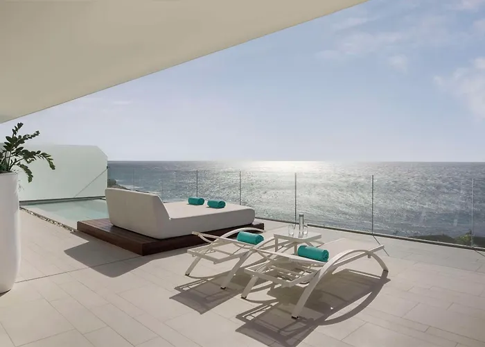 호텔 Royal Hideaway Corales (adults Only)