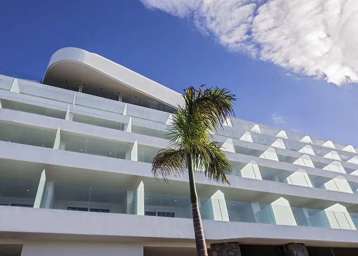 호텔 Royal Hideaway Corales (adults Only) 아데제