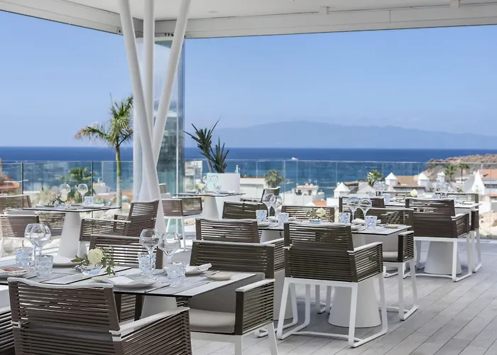 호텔 Royal Hideaway Corales (adults Only)